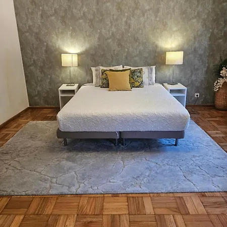 Διαμέρισμα Muralha Da Barca Apartamentos -Fique No Centro Do Porto Junto A Ponte D-Luis Irnal Nº13939 Al,5848 Al, 6419 Al-Chamada Para A Rede Movel Nacional *