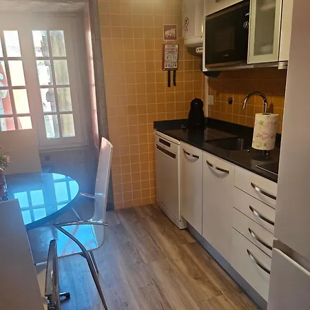 Muralha Da Barca Apartamentos -Fique No Centro Do Porto Junto A Ponte D-Luis Irnal Nº13939 Al,5848 Al, 6419 Al-Chamada Para A Rede Movel Nacional Apartman Porto
