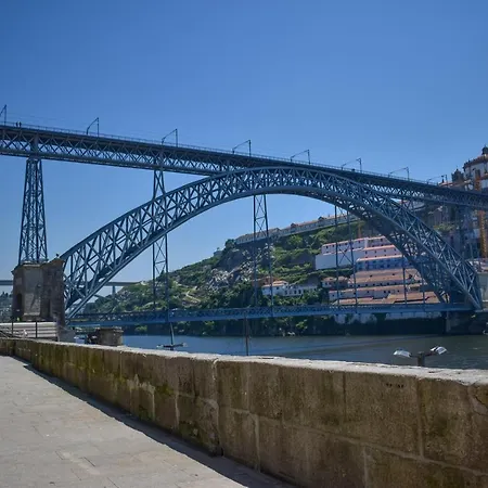 Muralha Da Barca Rnal Nº13939 Al,5848 Al, 6419 Al-chamada A Rede Movel Nacional Porto