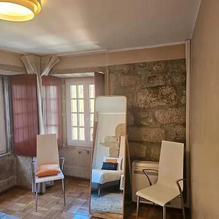 Muralha Da Barca Apartamentos -Fique No Centro Do Porto Junto A Ponte D-Luis Irnal Nº13939 Al,5848 Al, 6419 Al-Chamada Para A Rede Movel Nacional