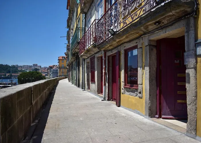 Muralha Da Barca Rnal Nº13939 Al,5848 Al, 6419 Al-chamada A Rede Movel Nacional * Oporto