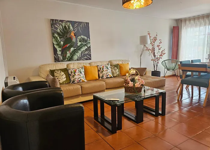 Muralha Da Barca Rnal Nº13939 Al,5848 Al, 6419 Al-chamada A Rede Movel Nacional Apartmán Porto