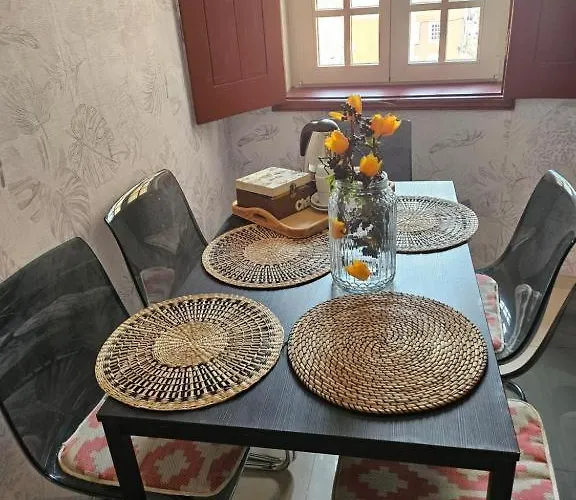 Muralha Da Barca Rnal Nº13939 Al,5848 Al, 6419 Al-chamada A Rede Movel Nacional Апартаменты Порту