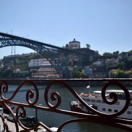 شقة Muralha Da Barca Rnal Nº13939 Al,5848 Al, 6419 Al-chamada A Rede Movel Nacional