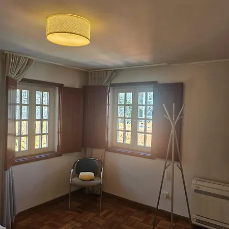 Muralha Da Barca Apartamentos -Fique No Centro Do Porto Junto A Ponte D-Luis Irnal Nº13939 Al,5848 Al, 6419 Al-Chamada Para A Rede Movel Nacional Daire